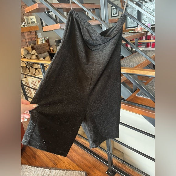 🖤Black Strapless Shiny Jumpsuit🖤 - Picture 2 of 5